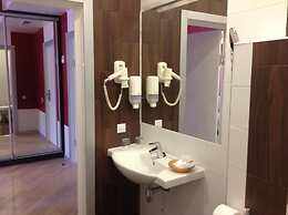 Hotel Megapolis