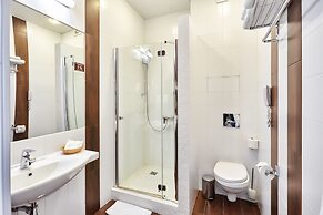 Hotel Megapolis