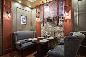 Hotel Megapolis