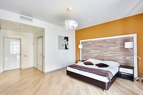Hotel Megapolis