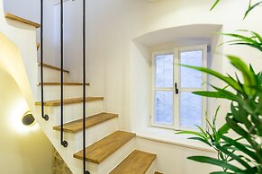 Old Town House With Lush Private Garden