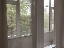 2 Rooms Apartment with 1 Bedroom on Komarova st.