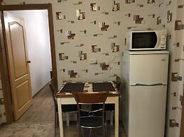 Apartment in the center in 80s style