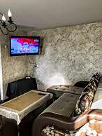 Apartment in the center with nice view on Pologaya 60