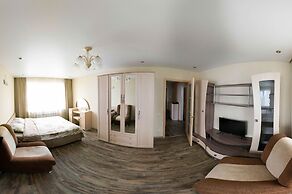 Apartment in the very center on Uborevicha 25A