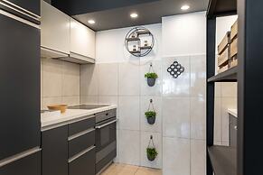 Spacious Apartment in Radnička Business Zone