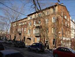 Apartment in the center on Pologaya 17