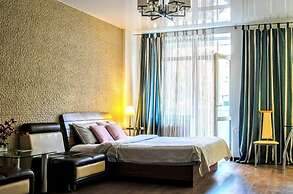 Cozy home in the city center