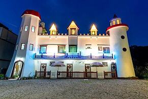 Windmill and light house pension