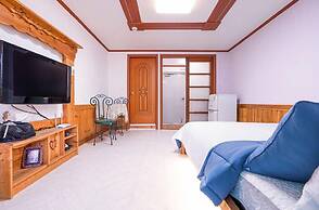 Windmill and light house pension