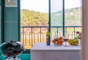 Windmill and light house pension