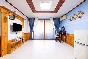 Windmill and light house pension