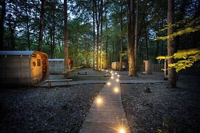 Village Huttopia Lanmary