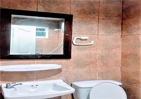 Golden Bee PhiPhi Hostel