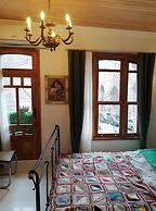 No 1 House By Valence