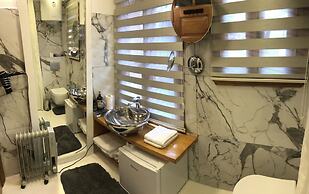 No 1 House By Valence