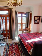 No 1 House By Valence