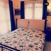 No 1 House By Valence