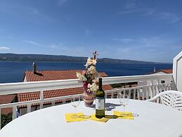 Apartments Mate with pool