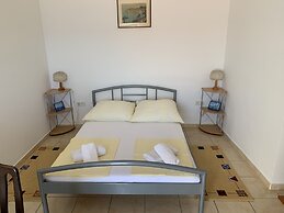 Apartments Mate with pool