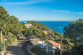 St-33 Begur SA Tuna 2 PAX