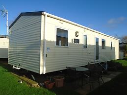 Pets go Free 3 Bedroom Caravan at Heacham Beach