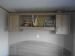 Pets go Free 3 Bedroom Caravan at Heacham Beach