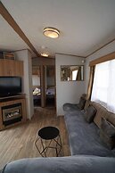 Pets go Free 3 Bedroom Caravan at Heacham Beach
