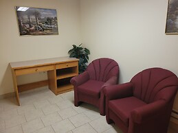 Western Budget Motel Whitecourt 3