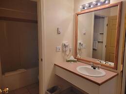 Western Budget Motel Whitecourt 3