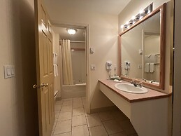 Western Budget Motel Whitecourt 3