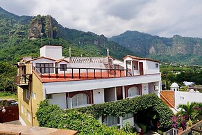 Posada Ali Tepoztlan by Rotamundos