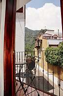 Posada Ali Tepoztlan by Rotamundos