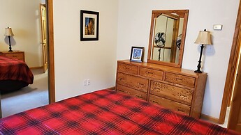 Alpenglow Vacation Rentals