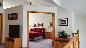 Alpenglow Vacation Rentals