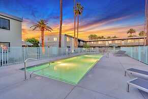 Modern Contemporary OT Scottsdale W-Pool