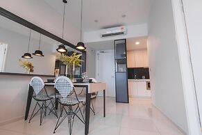 The Robertson by White Forest Suites