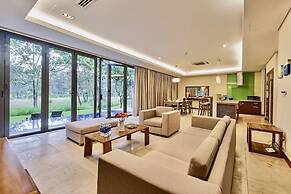 Ocean Villa Danang Beach