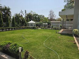 U Rivergate Resort & Spa, Karjat