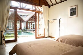 LMBK Surf Camp - Hostel