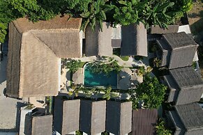 LMBK Surf Camp - Hostel