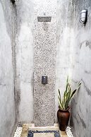 LMBK Surf Camp - Hostel