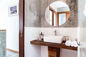 LMBK Surf Camp - Hostel