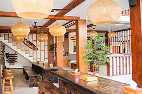 LMBK Surf Camp - Hostel