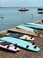 LMBK Surf Camp - Hostel