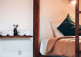 LMBK Surf Camp - Hostel