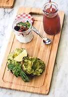 LMBK Surf Camp - Hostel