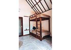 LMBK Surf Camp - Hostel