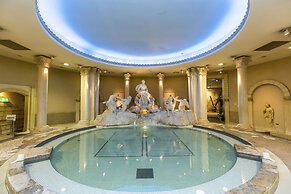 At RLiS House Tsutenkaku