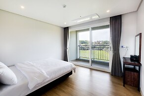 Jeju Ocean Square Resort